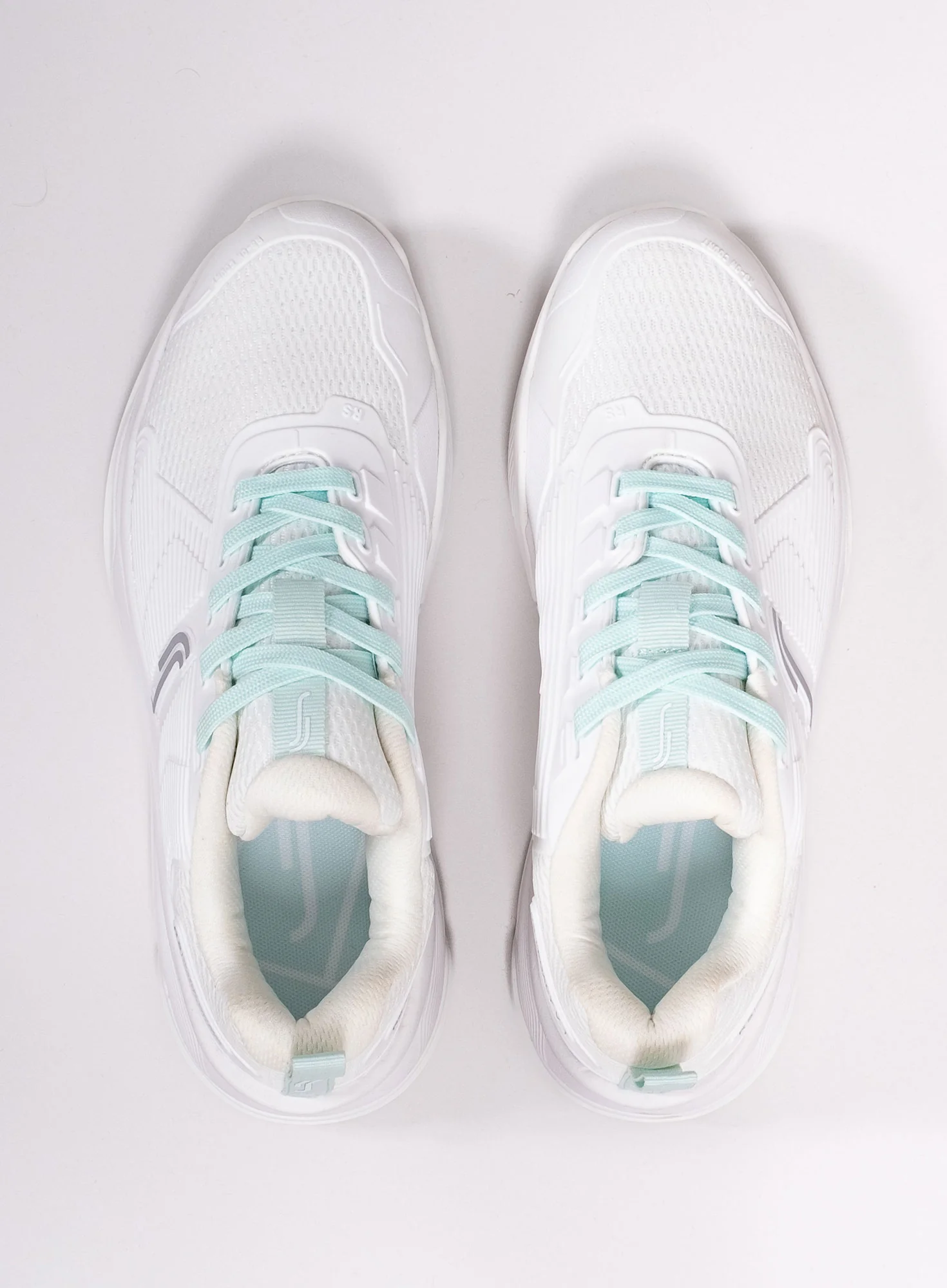 Legacy-gron-6_f7b2d6d2-4543-4169-b71b-fadd73b5b0b1